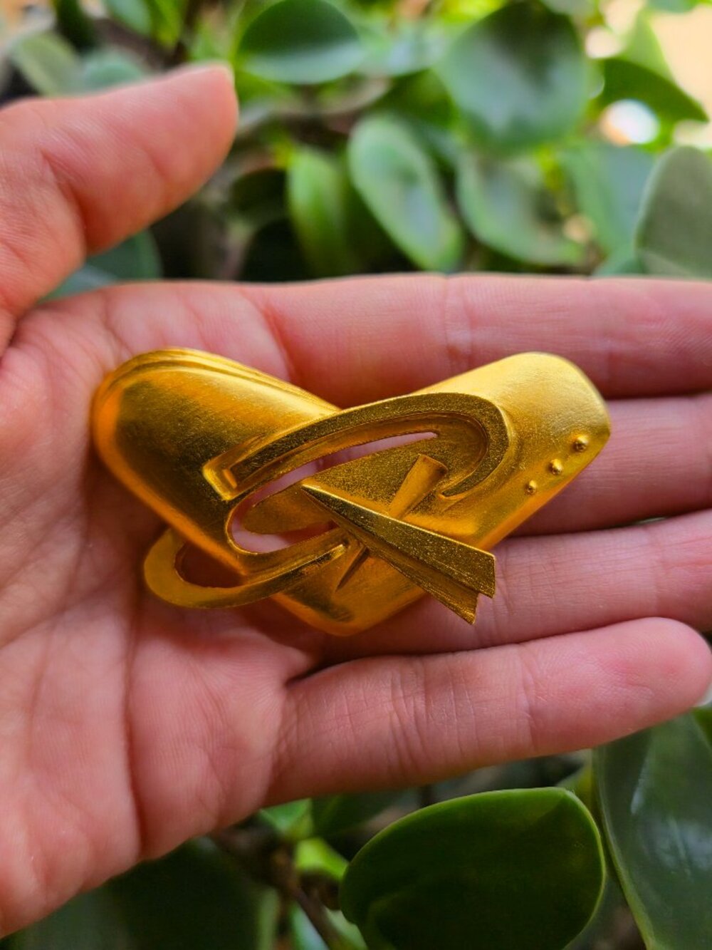 CHRISTIAN LACROIX Vintage Gold-Plated Metal Structural Heart Brooch